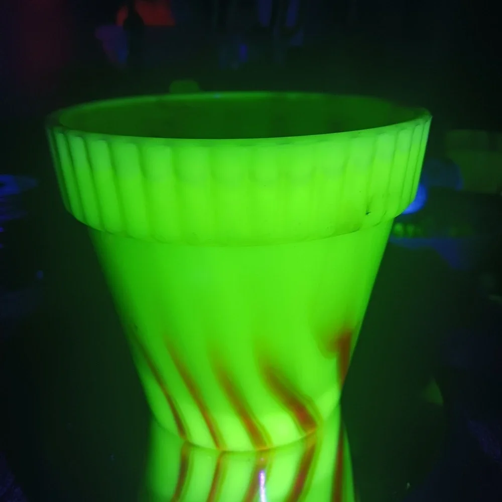 Akro Agate | Large Flower Pot | Uranium Slag Glass 294 Planter 4 inches UV *chip